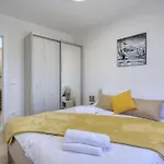 Apartman Bonaca With Jacuzzi Privlaka (Zadar)