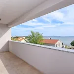 Apartman Bonaca With Jacuzzi