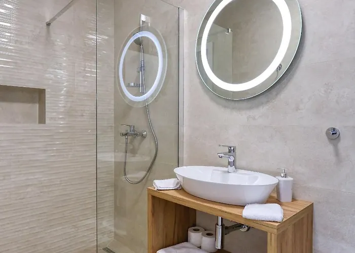 Апартаменты Bonaca With Jacuzzi