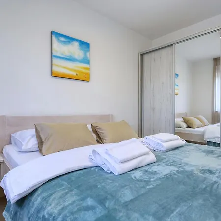 Daire Bonaca With Jacuzzi Privlaka (Zadar)