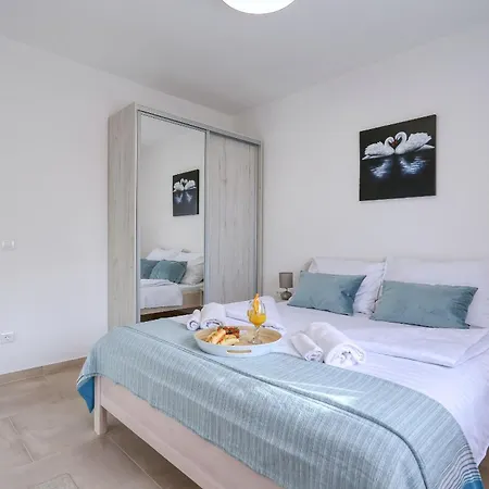 Bonaca With Jacuzzi Privlaka (Zadar)