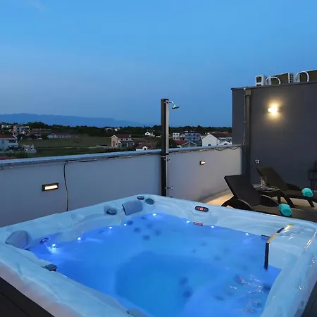 Bonaca With Jacuzzi Privlaka (Zadar)
