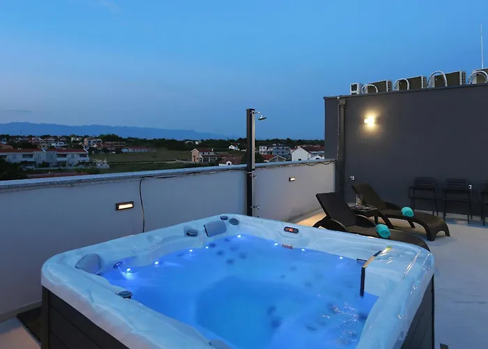 Bonaca With Jacuzzi Privlaka (Zadar)